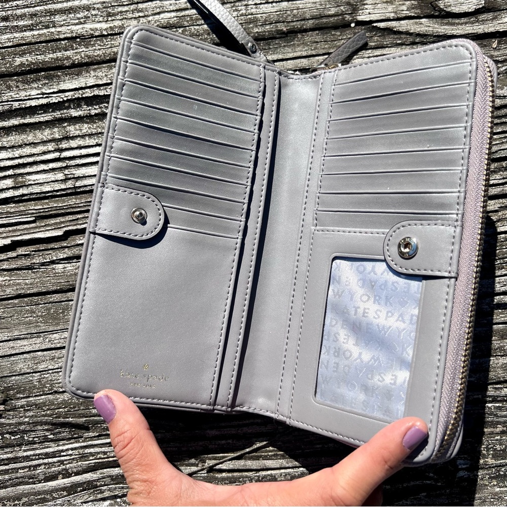 Kate Spade Wallet - Picture 4 of 9